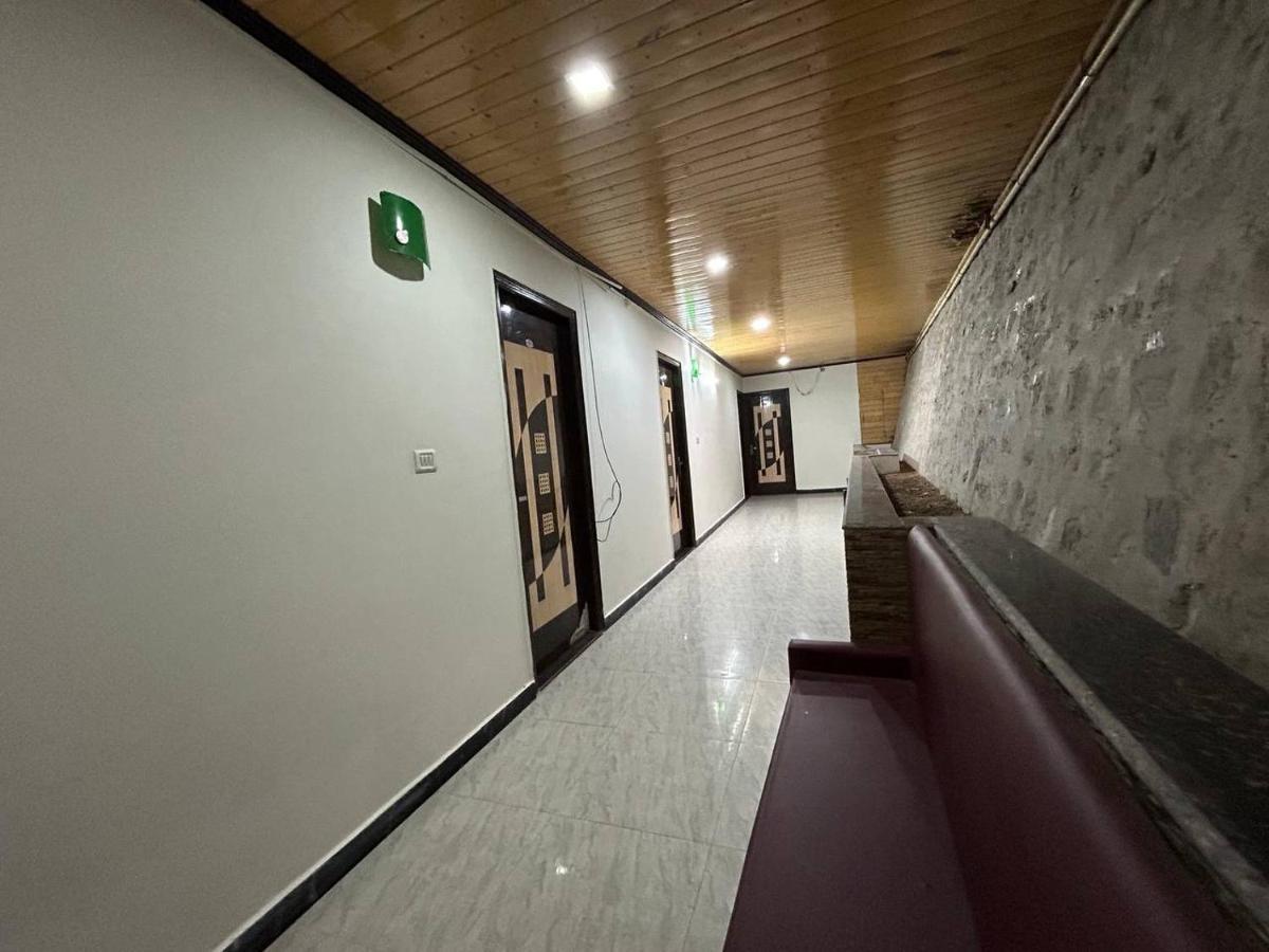 Hotel 7 Heavens Масурі Екстер'єр фото