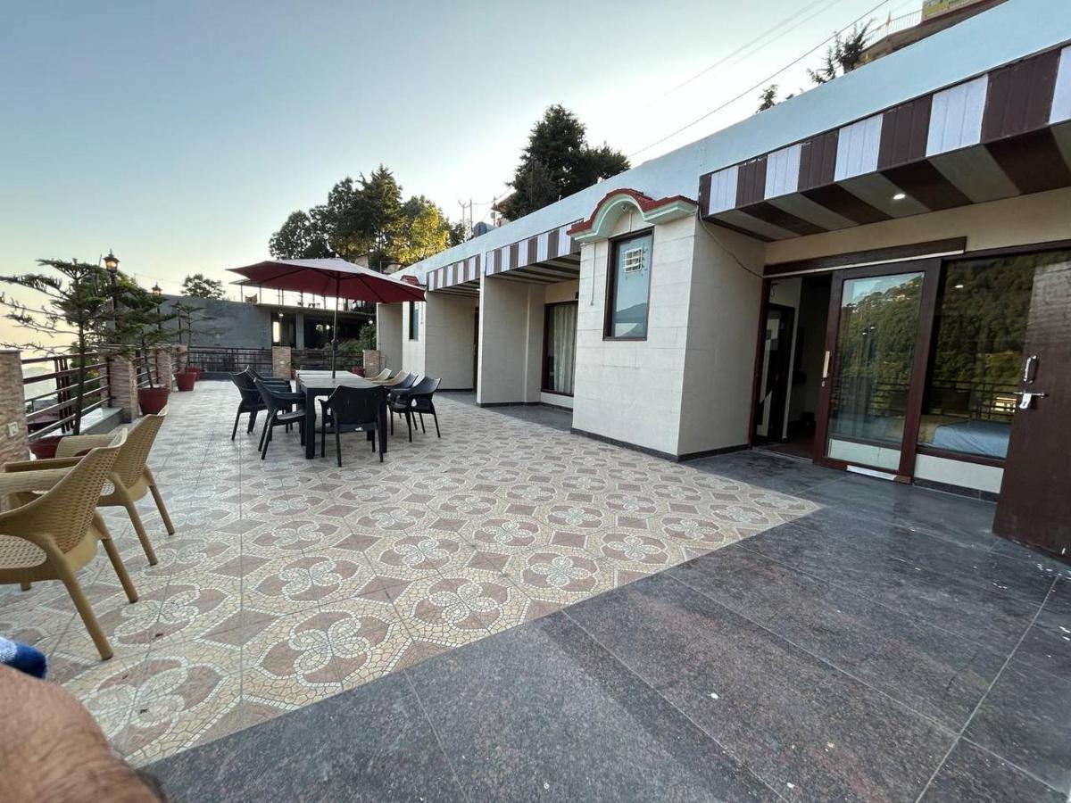 Hotel 7 Heavens Масурі Екстер'єр фото